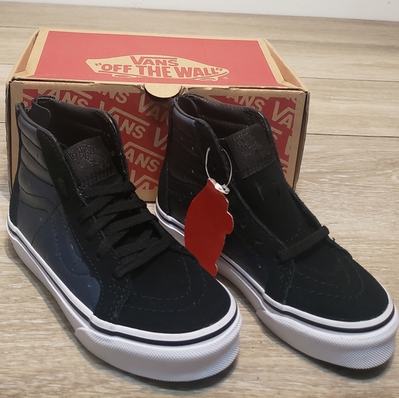 Vans Shoes - Picture 2 of 4